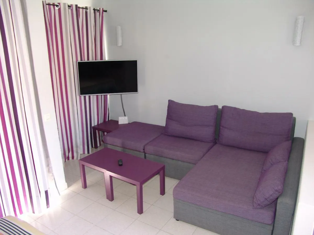Moderno apartamento con vistas al mar Playa del Águila 0*,  España